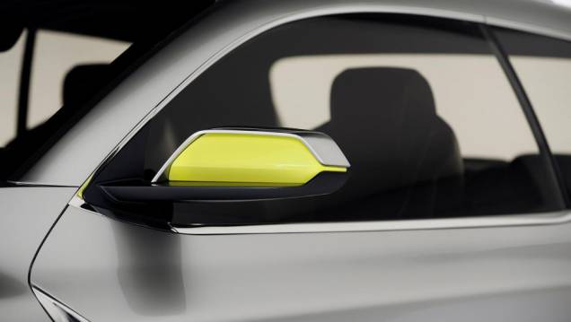 Amarelo dos retrovisores combina com as pinças de freios, amarrações da caçamba e contorno dos dutos de escape | <a href="https://quatrorodas.abril.com.br/noticias/saloes/detroit-2015/hyundai-revela-conceito-santa-cruz-detroit-825121.shtmll" rel="migration">Leia mais</a> Amarelo dos retrovisores combina com as pinças de freios, amarrações da caçamba e contorno dos dutos de escape | <a href="https://quatrorodas.abril.com.br/noticias/saloes/detroit-2015/hyundai-revela-conceito-santa-cruz-detroit-825121.shtmll" rel="migration">Leia mais</a>