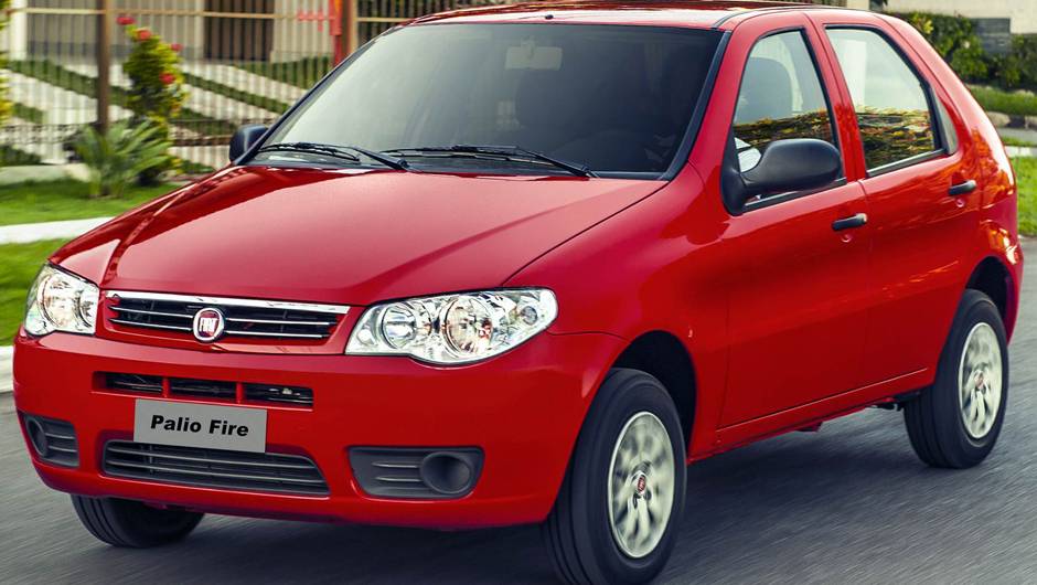 Subcompactos: Fiat Palio Fire 1.8 8V Flex - 9,4 km/l etanol - 14,3 km/l gasolina | <a href="https://quatrorodas.abril.com.br/noticias/mercado/inmetro-divulga-ranking-2015-programa-etiquetagem-veicular-827512.shtml" rel="migration">Leia mais</a>