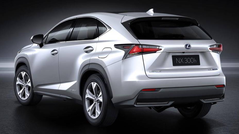 Modelo tem design agressivo e pode dividir opiniões | <a href="https://quatrorodas.abril.com.br/noticias/saloes/pequim-2014/lexus-revela-crossover-nx-2015-pequim-780341.shtml" rel="migration">Leia mais</a>