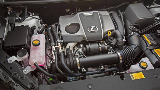Motor quatro cilindros 2.0 litros turbo gerando 238 cavalos e 35.67 mkgf de torque | <a href="https://quatrorodas.abril.com.br/noticias/saloes/pequim-2014/lexus-revela-crossover-nx-2015-pequim-780341.shtml" rel="migration">Leia mais</a>