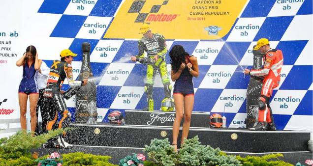 Iannone festejou muito o primeiro lugar no pódio