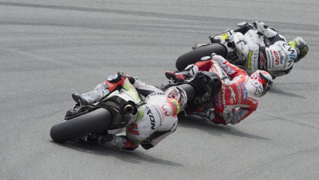 Confira as melhores imagens da MotoGP em Sachsenring! | <a href="https://quatrorodas.abril.com.br/moto/noticias/motogp-marquez-vence-sachsenring-886580.shtml" rel="migration">Leia mais</a>