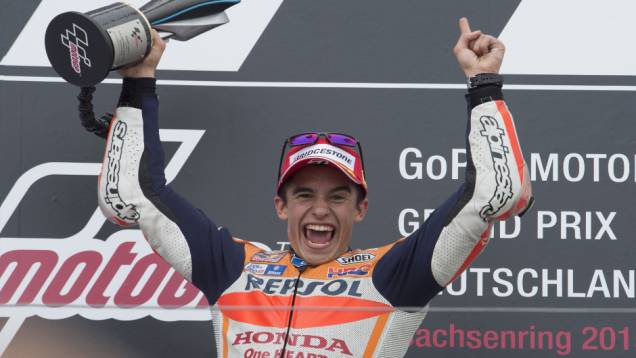 Confira as melhores imagens da MotoGP em Sachsenring! | <a href="https://quatrorodas.abril.com.br/moto/noticias/motogp-marquez-vence-sachsenring-886580.shtml" rel="migration">Leia mais</a>