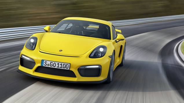 Modelo fez volta em Nürburgring em 7min40s, segundo a Porsche | <a href="https://quatrorodas.abril.com.br/noticias/fabricantes/porsche-lanca-novo-cayman-gt4-832160.shtml" rel="migration">Leia mais</a> Modelo fez volta em Nürburgring em 7min40s, segundo a Porsche | <a href="https://quatrorodas.abril.com.br/noticias/fabricantes/porsche-lanca-novo-cayman-gt4-832160.shtml" rel="migration">Leia mais</a>