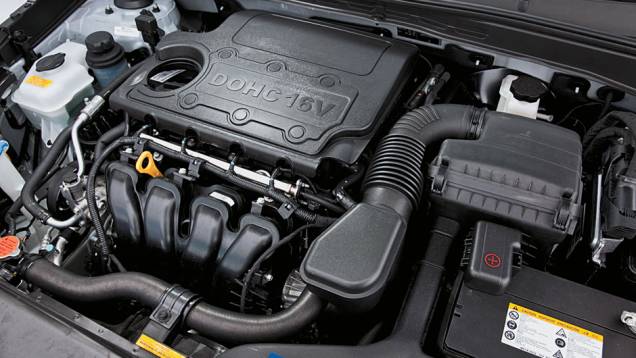 Motor 2.0 honesto: é mais fraco que o 2.4, mas bebe menos