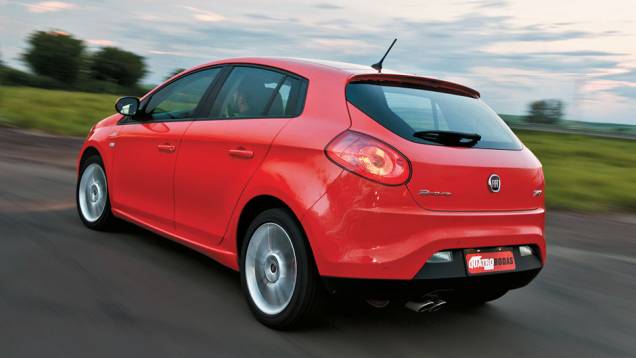Com rodas de aro 17, OverBooster torna o T-JET mais Bravo Com rodas de aro 17, OverBooster torna o T-JET mais Bravo