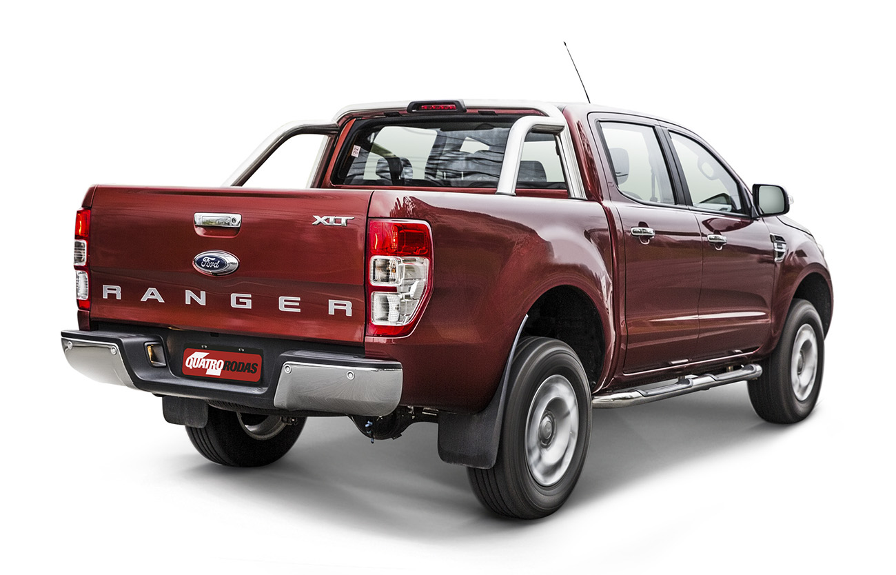 Ford Ranger Ela anda menos e bebe mais que a S10, mas é a mais segura