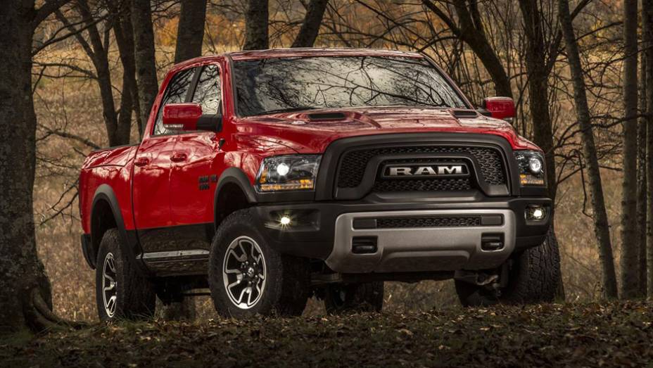 Ram Rebel 1500 2015 | <a href="https://quatrorodas.abril.com.br/noticias/saloes/detroit-2015/ram-revela-picape-1500-rebel-2015-825402.shtml" rel="migration">Leia mais</a>