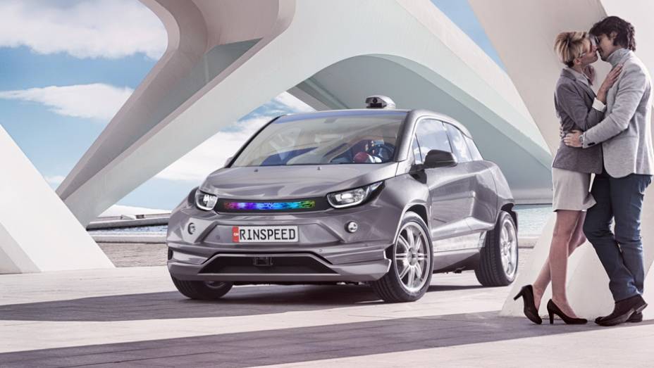 Conceito Budii deixa i3 ainda mais tecnológico | <a href="https://quatrorodas.abril.com.br/noticias/saloes/genebra-2015/rinspeed-transforma-bmw-i3-algo-ainda-mais-futurista-838080.shtml" rel="migration">Leia mais</a>