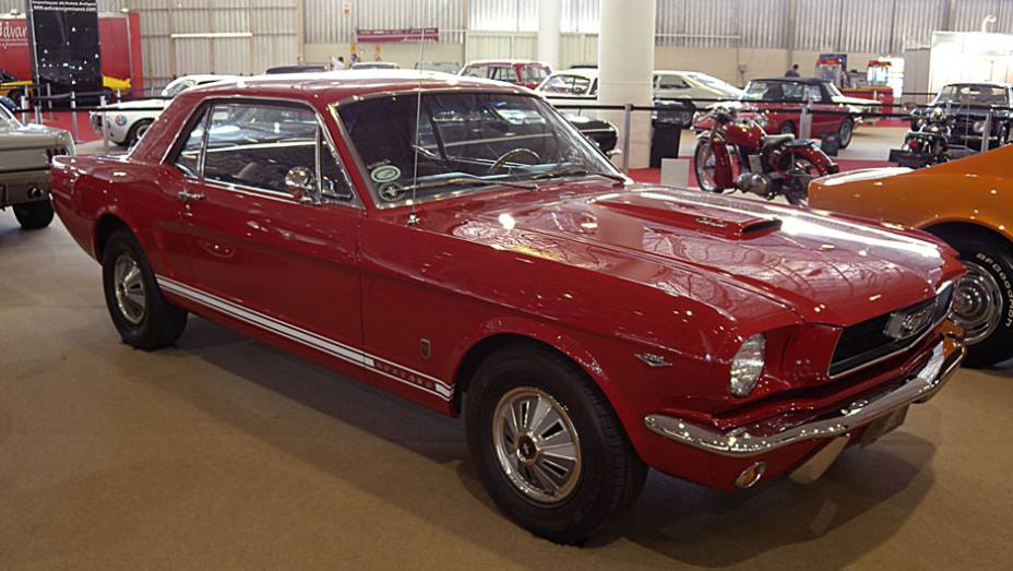 Ford Mustang GT Sedan