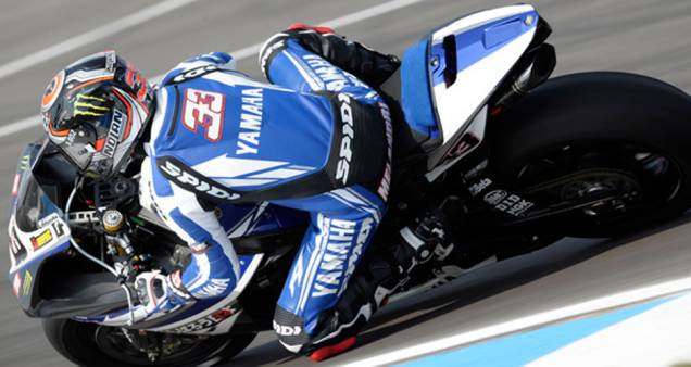 Marco Melandri, da Yamaha World Superbike Team, venceu a primeira corrida Marco Melandri, da Yamaha World Superbike Team, venceu a primeira corrida