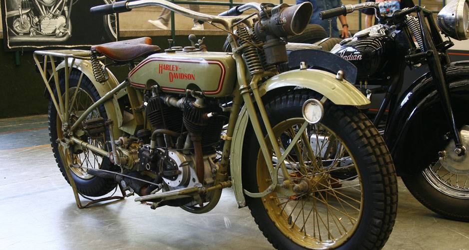 Harley-Davidson original 1920 com lubrifica&ccedil;&atilde;o manual e sem reaproveitamento do &oacute;leo | <a href="https://quatrorodas.abril.com.br/moto/noticias/two-wheels-brazil-reune-fabricantes-nacionais-americanos-motos-vintage-644346.shtml" rel="migration">Leia mais</a>