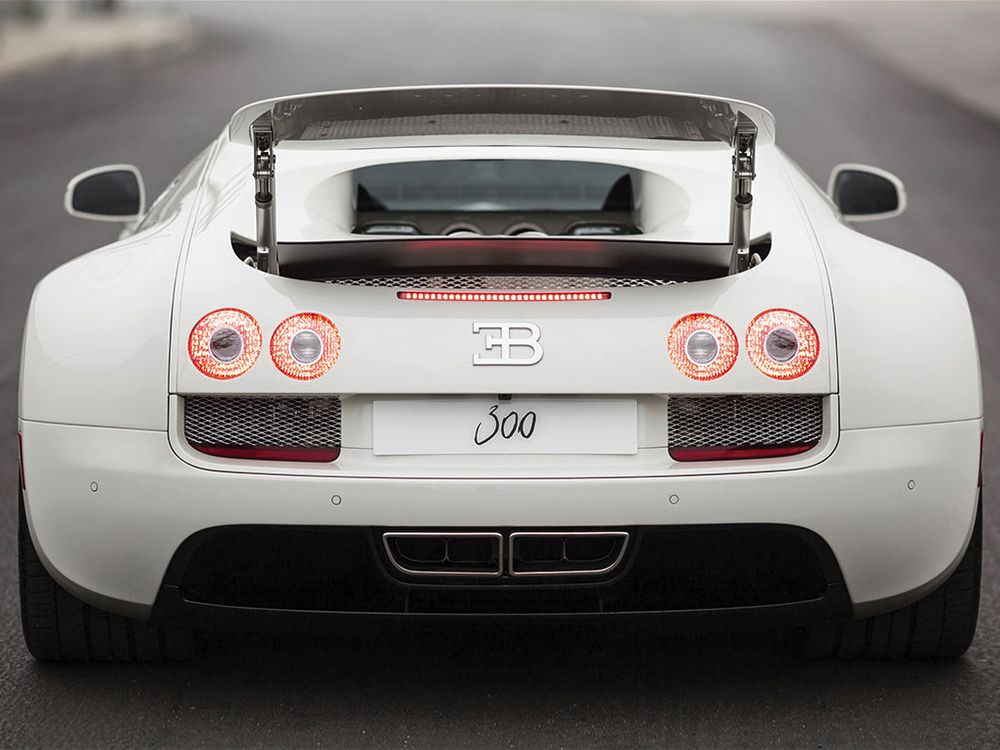 Bugatti Veyron Super Sport traseira
