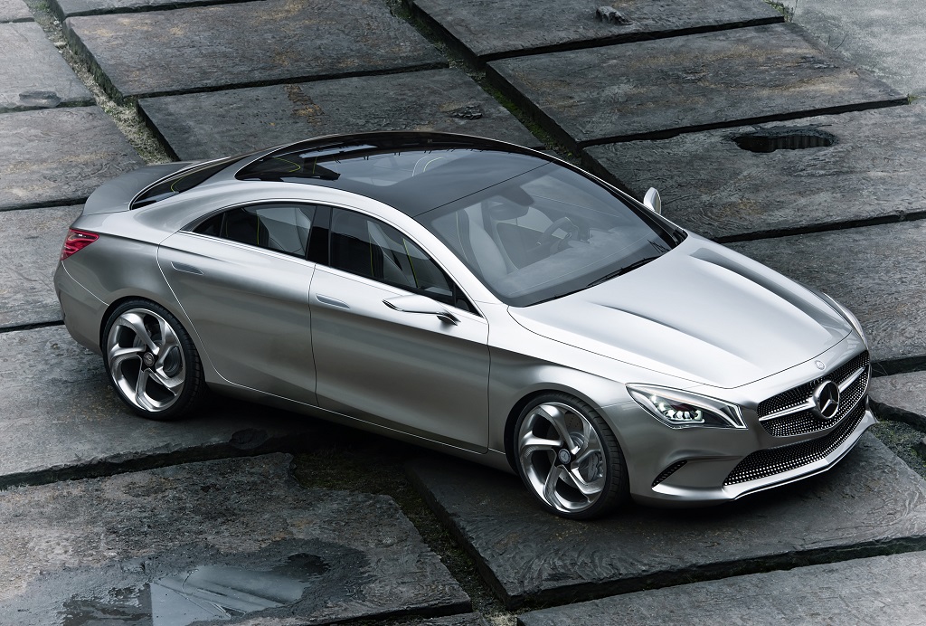 Mercedes-Benz Concept Style Coupé Concept Style Coupé na posição 3x4 de frente