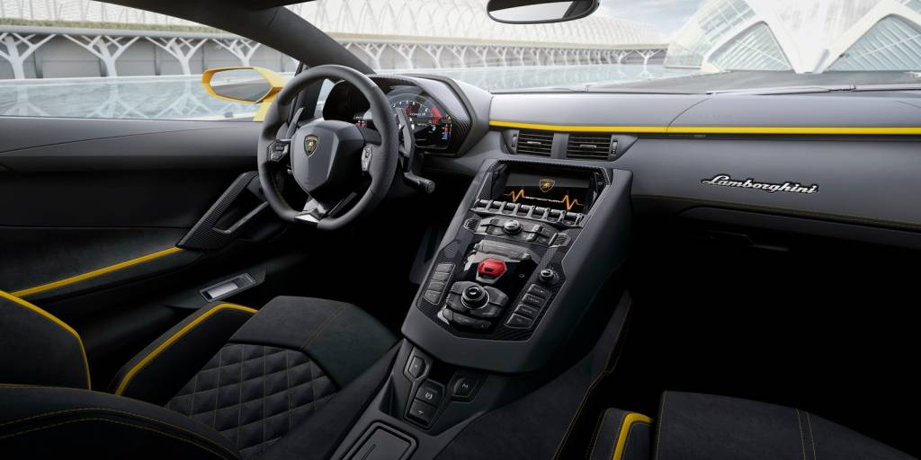 Lamborghini Aventador S interior