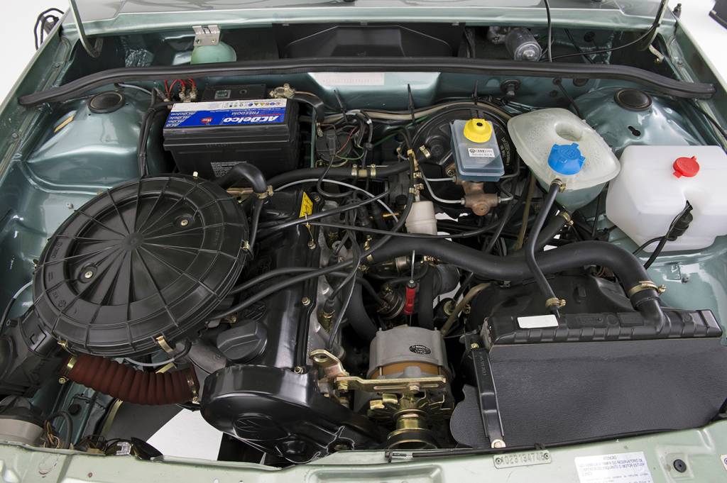 VW Gol GTS Motor AP 1800 do GTS tinha comando de válvulas do Golf GTi europeu