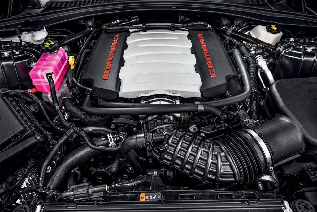 Motor V8 6.2 gera 461 cv de potência e 62,9 mkgf de torque