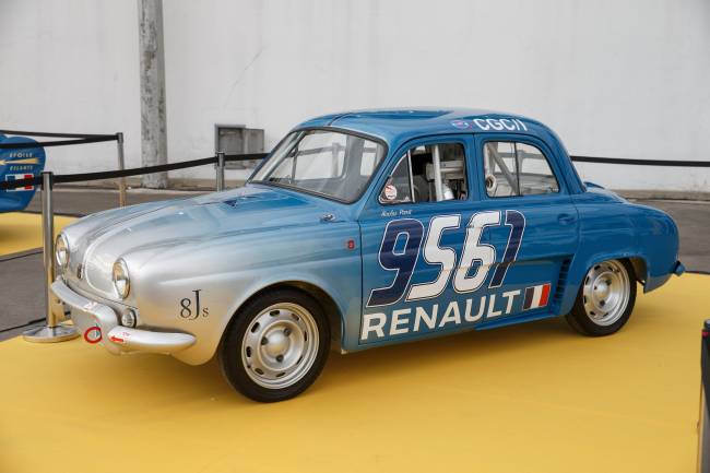 Dauphine “Bonneville” Dauphine “Bonneville”