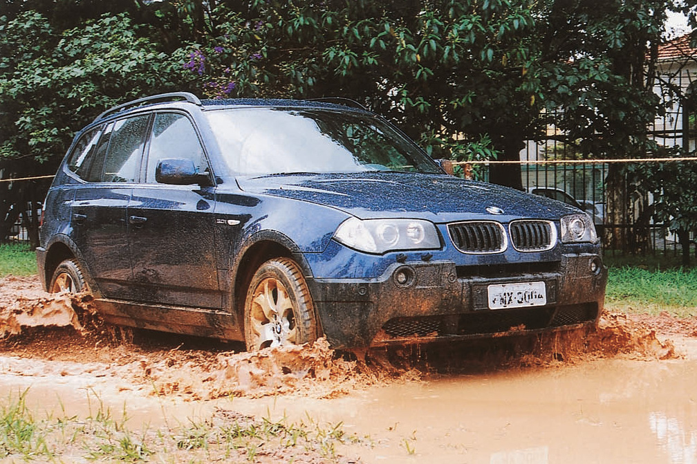 X3, utilitário esportivo da BMW. X3, utilitário esportivo da BMW.