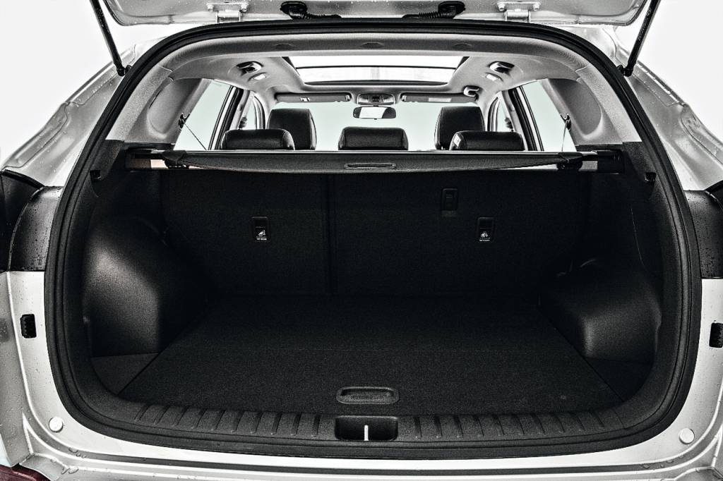 Hyundai New Tucson O porta-malas conta com 513 litros