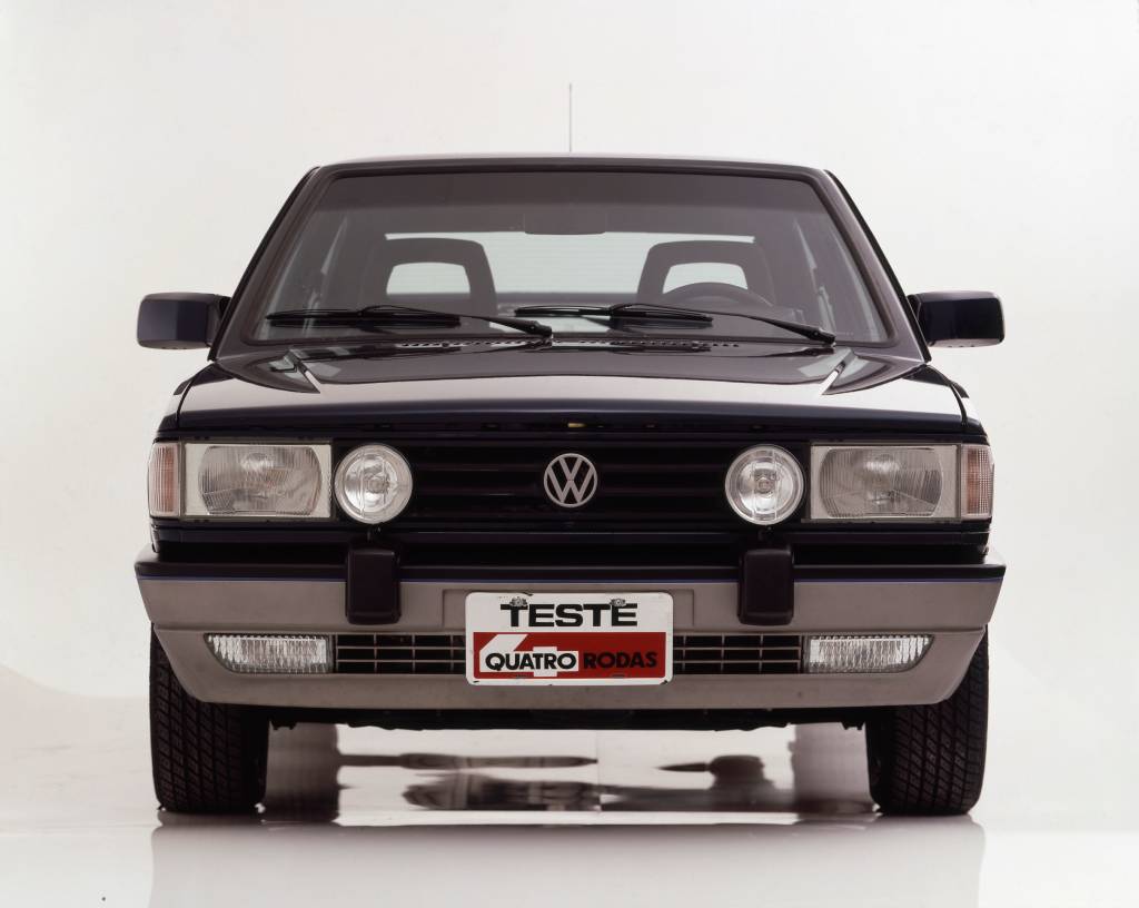 Gol GTI, testado pela revista Quatro Rodas.