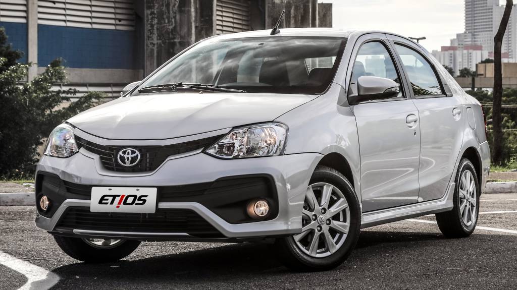 Toyota Etios XLS Toyota Etios XLS