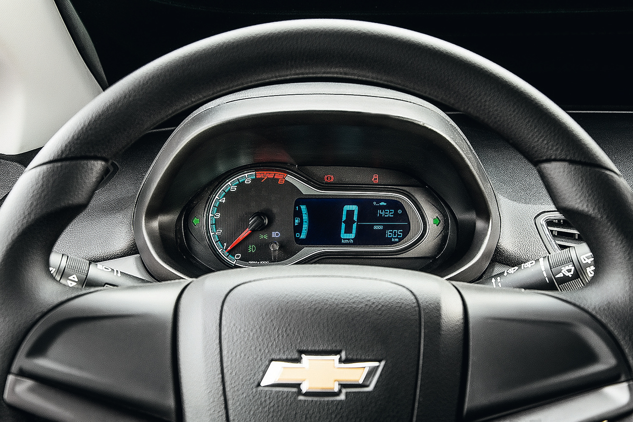Chevrolet Onix LTZ O velocímetro é somente digital