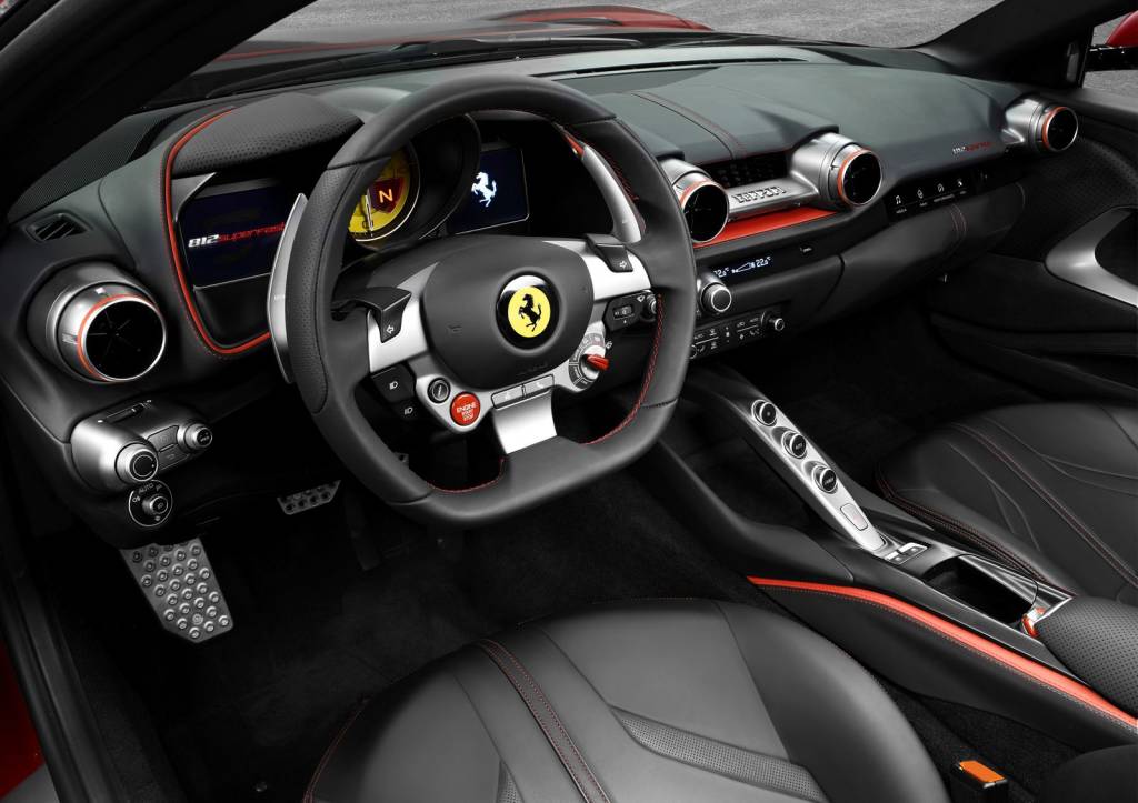 Ferrari 812 Superfast cabine