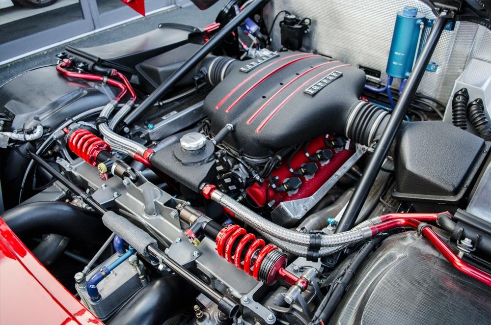 Ferrari FXX Evoluzione motor