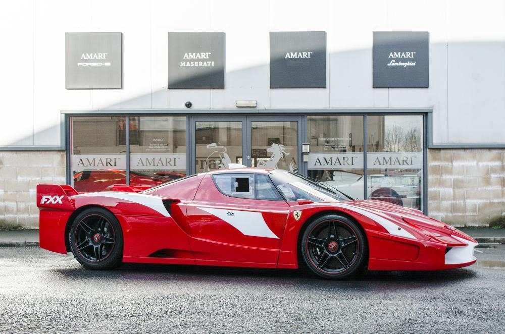 Ferrari FXX Evoluzione de perfil