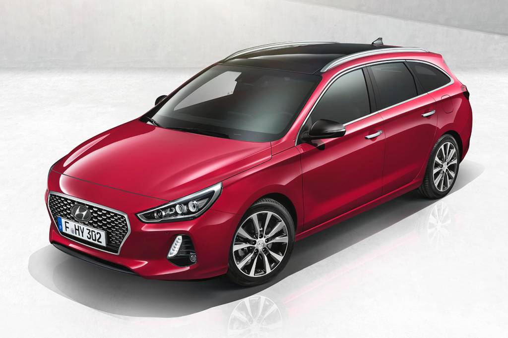Hyundai i30 Wagon Até a porta traseira, a perua é idêntica ao hatch