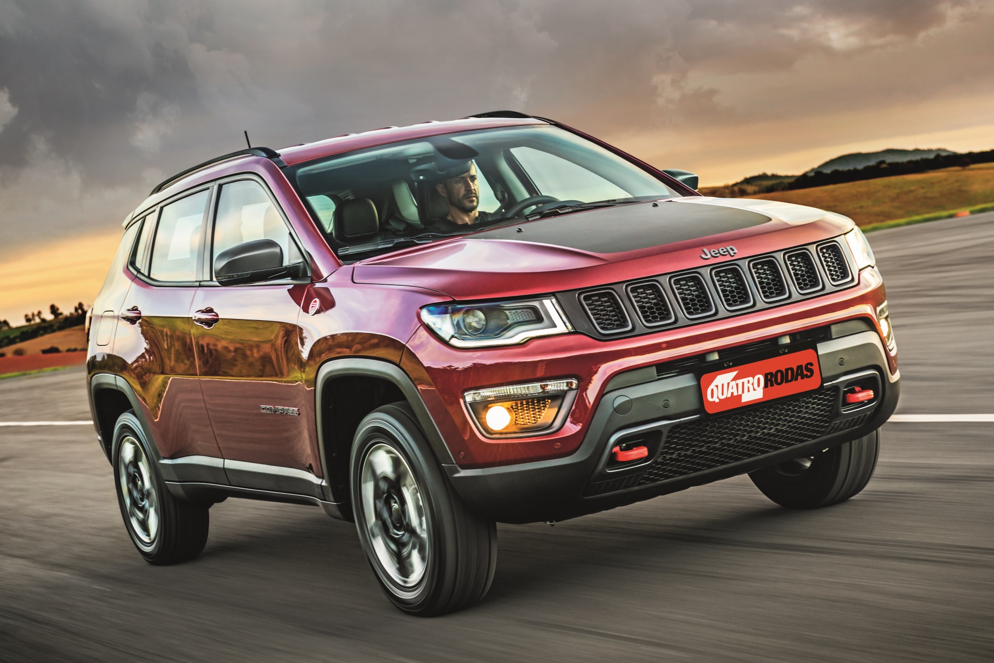 Jeep Compass completa 1 ano e fica até R 3 mil mais caro Quatro Rodas Jeep Compass completa 1 ano e fica até R 3 mil mais caro Quatro Rodas