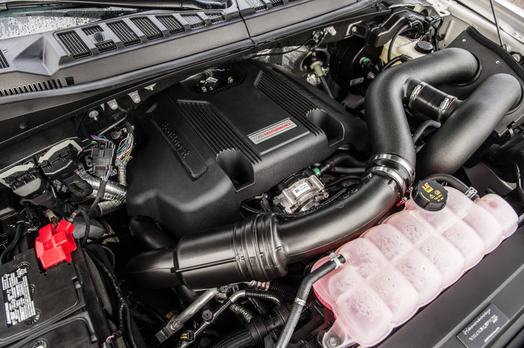 Hennessey VelociRaptor 600 Twin Turbo Motor V6 3.5 biturbo alcança 613 cv e 85,9 mkgf