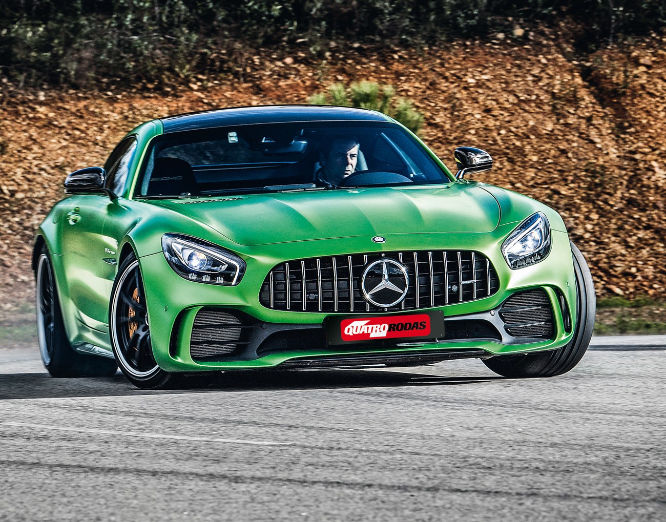 Problema em cinto provoca recall de 1.263 Mercedes-AMG GT | Quatro Rodas