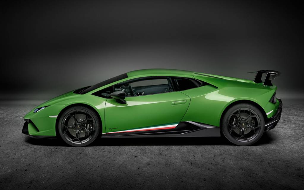 Lamborghini Huracán Performante Suspensão enrijecida pode ter amortecedores magnéticos