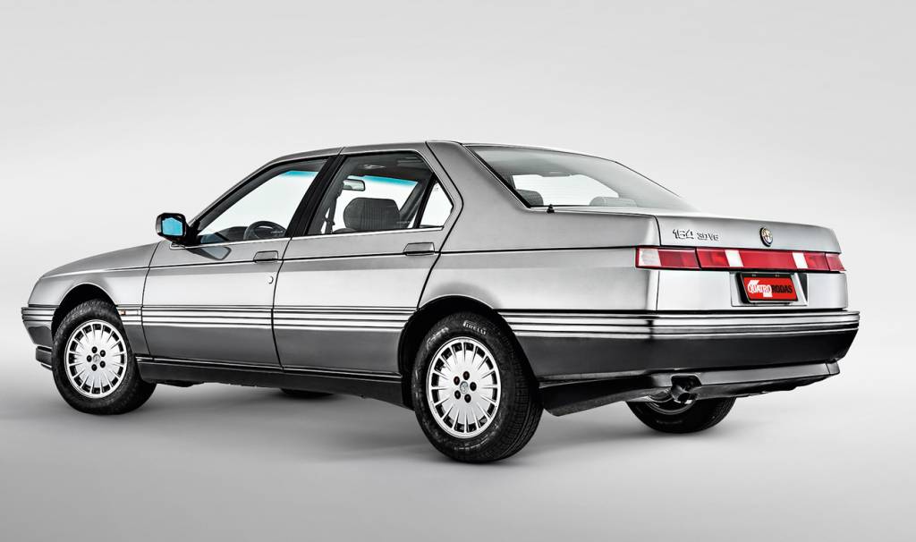 Alfa Romeo 164