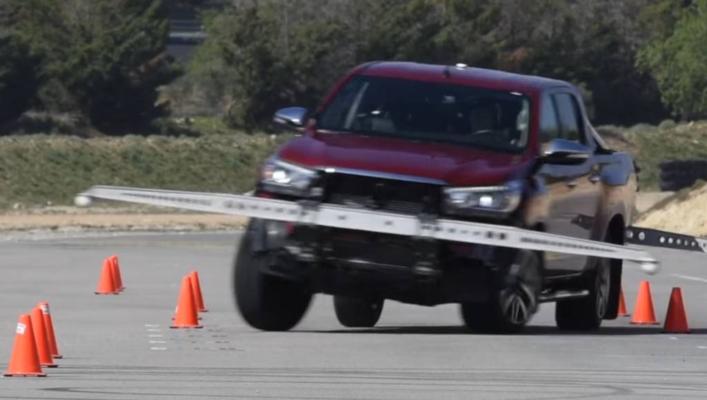 hilux-teste-do-alce
