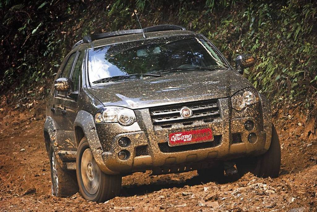 Na Adventure, as rodas dianteiras giram juntas a té 20 km/h