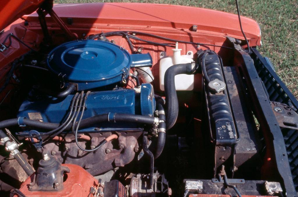 Motor 2.3 quatro cilindros do Maverick: 99 cv e 16,9 mkgf