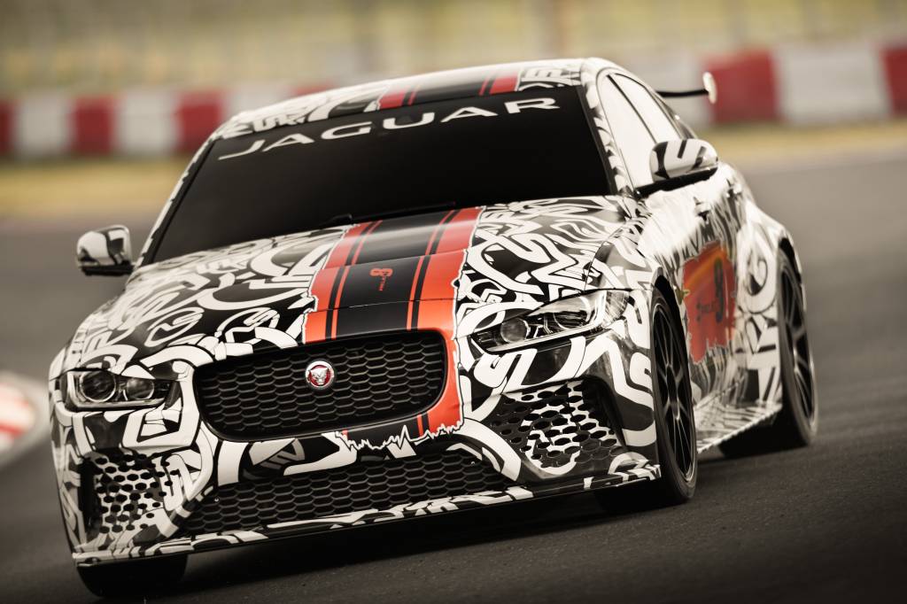 Jaguar XE SV Project 8 1