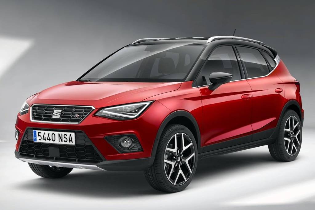 SEAT-Arona-1