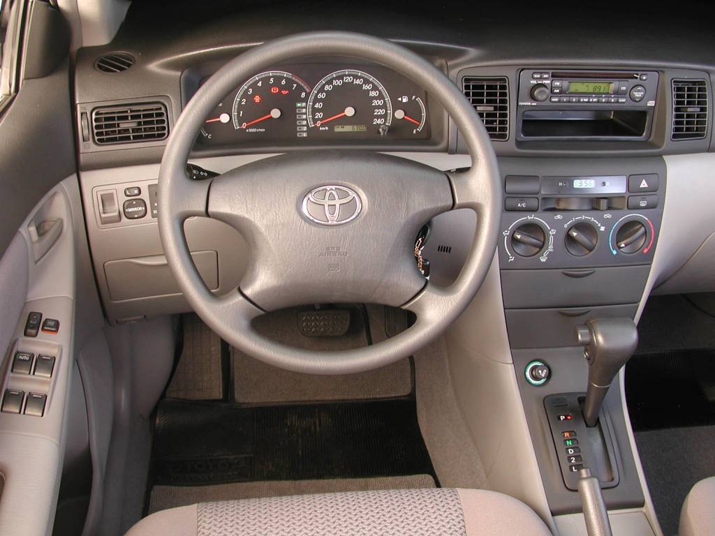 toyota fielder