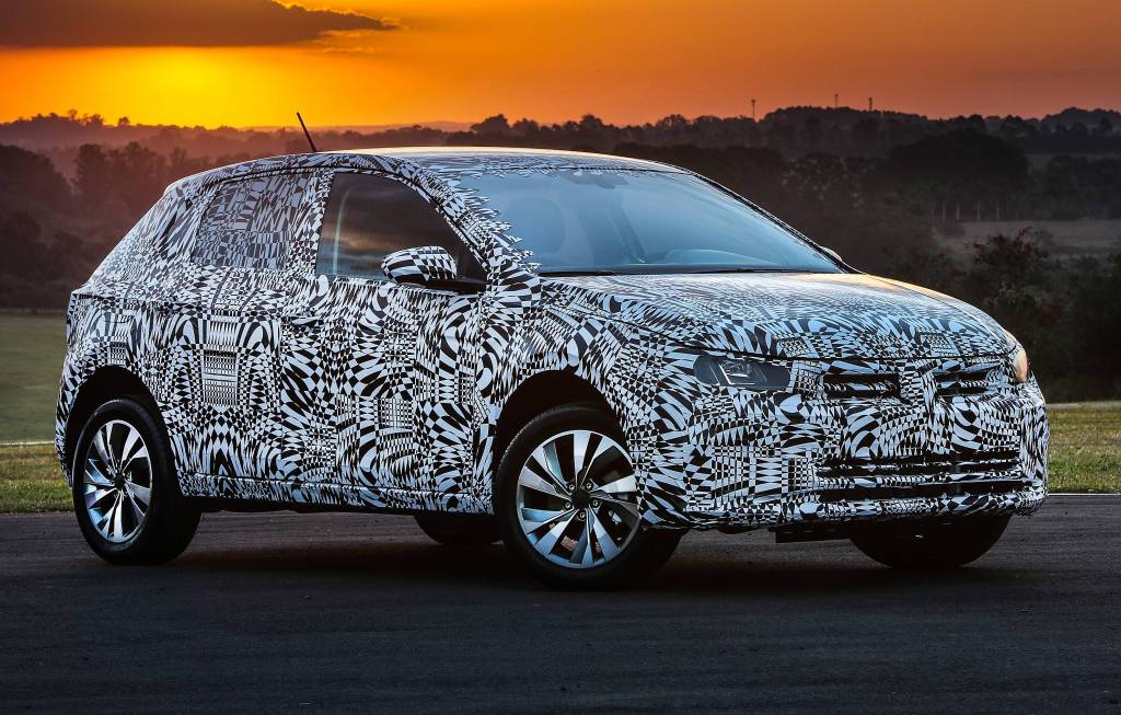 Novo Volkswagen Polo 2018 camuflado (3)