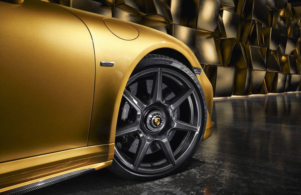 Rodas de fibra de carbono do Porsche 911 Turbo Exclusive Series