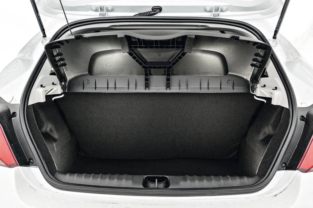 O Onix tem o menor porta-malas com 280 litros