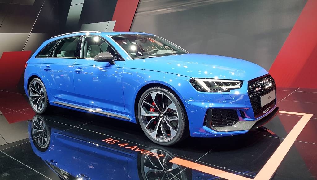Audi RS4 Avant 01