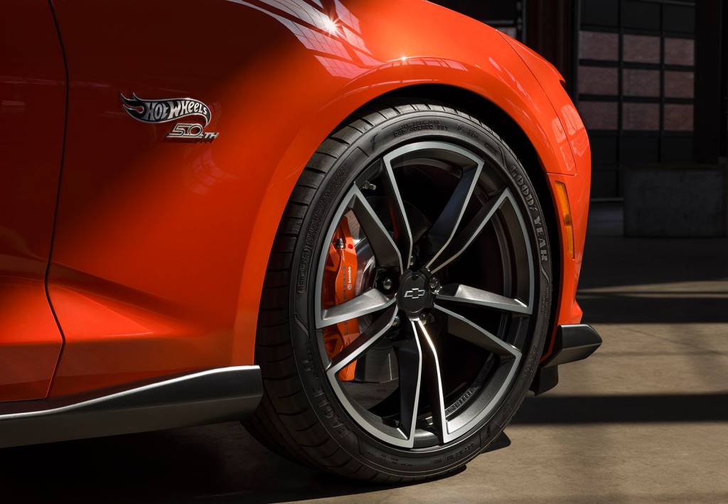 2018 Camaro Hot Wheels 50th Anniversary Edition