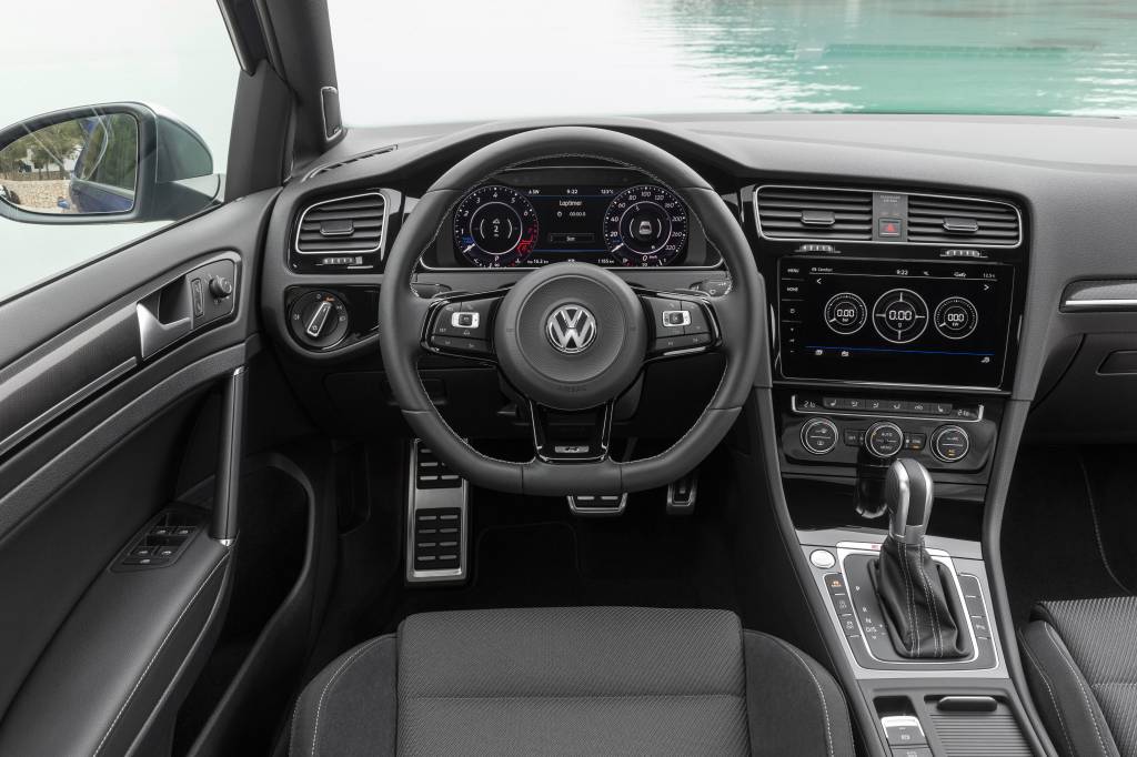 VW Golf R 3