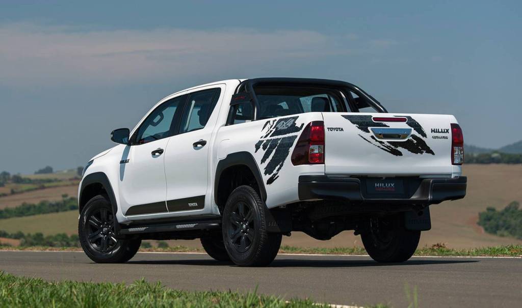Toyota Hilux Challenge 12