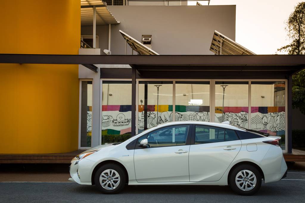 Prius custa R$ 126.600 no Brasil